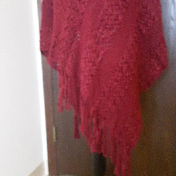 Riahfashion Bohemian Sequin Glitter Poncho - Picture 9 of 14